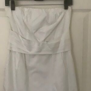Limited Elegant White Strapless Dress